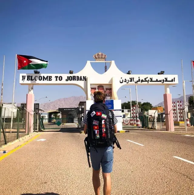 Airport to King Hussein Bridge Transfer