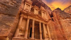 The Best Places to Visit in Petra: A Complete Travel Guide